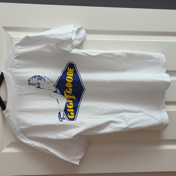 RuPaul's Drag Race Merch Gigi Goode T-shirt - Picture 2 of 3